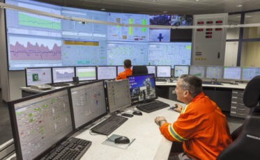 dhfittosize_800_0__df1ef9700bf6eb3692c3060f17a77944_11_mitarbeiter_dispatching_warte